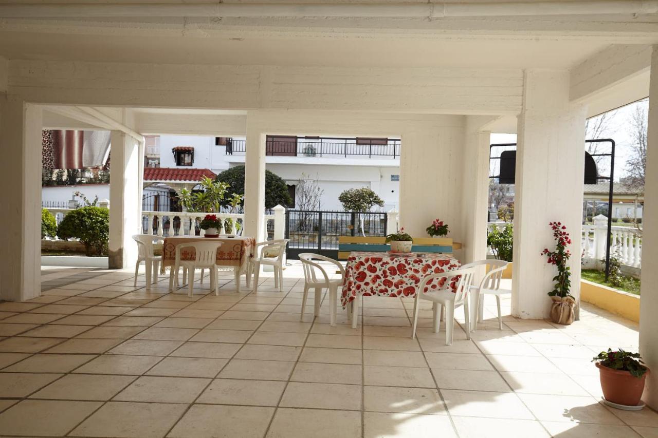 Dionisos Roses Appartement Paralia Dionysiou Buitenkant foto